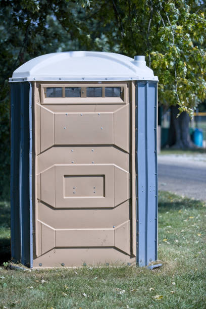 Affordable portable toilet rental in Duquesne, MO